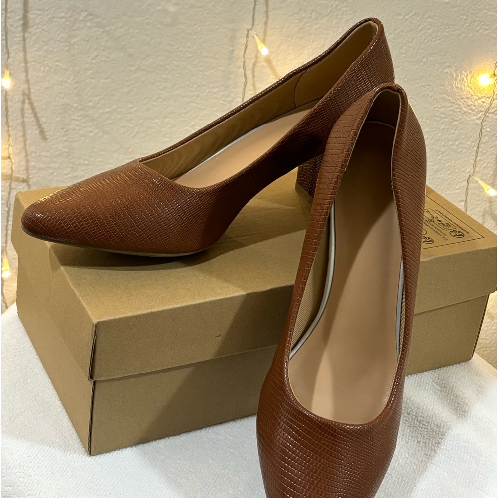 Snakeskin embossed SHEIN shoes